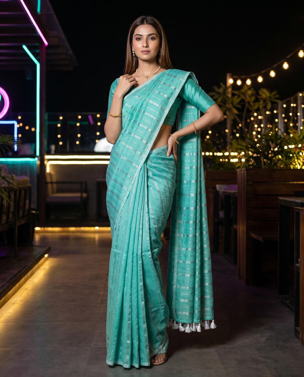Mul Cotton Saree With Silver Zari Stripe